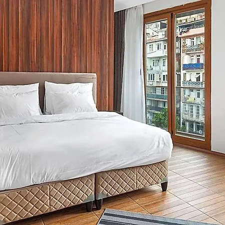Отель Modern